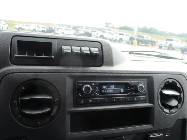 2021 Ford E-Series Cutaway Base