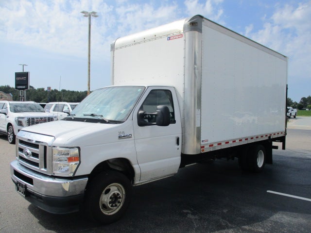 2021 Ford E-Series Cutaway Base