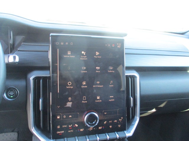 2025 GMC Acadia FWD Elevation