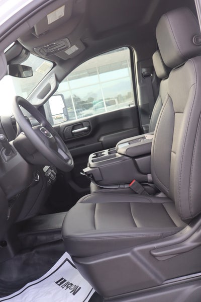 2025 GMC Sierra 2500 HD Pro