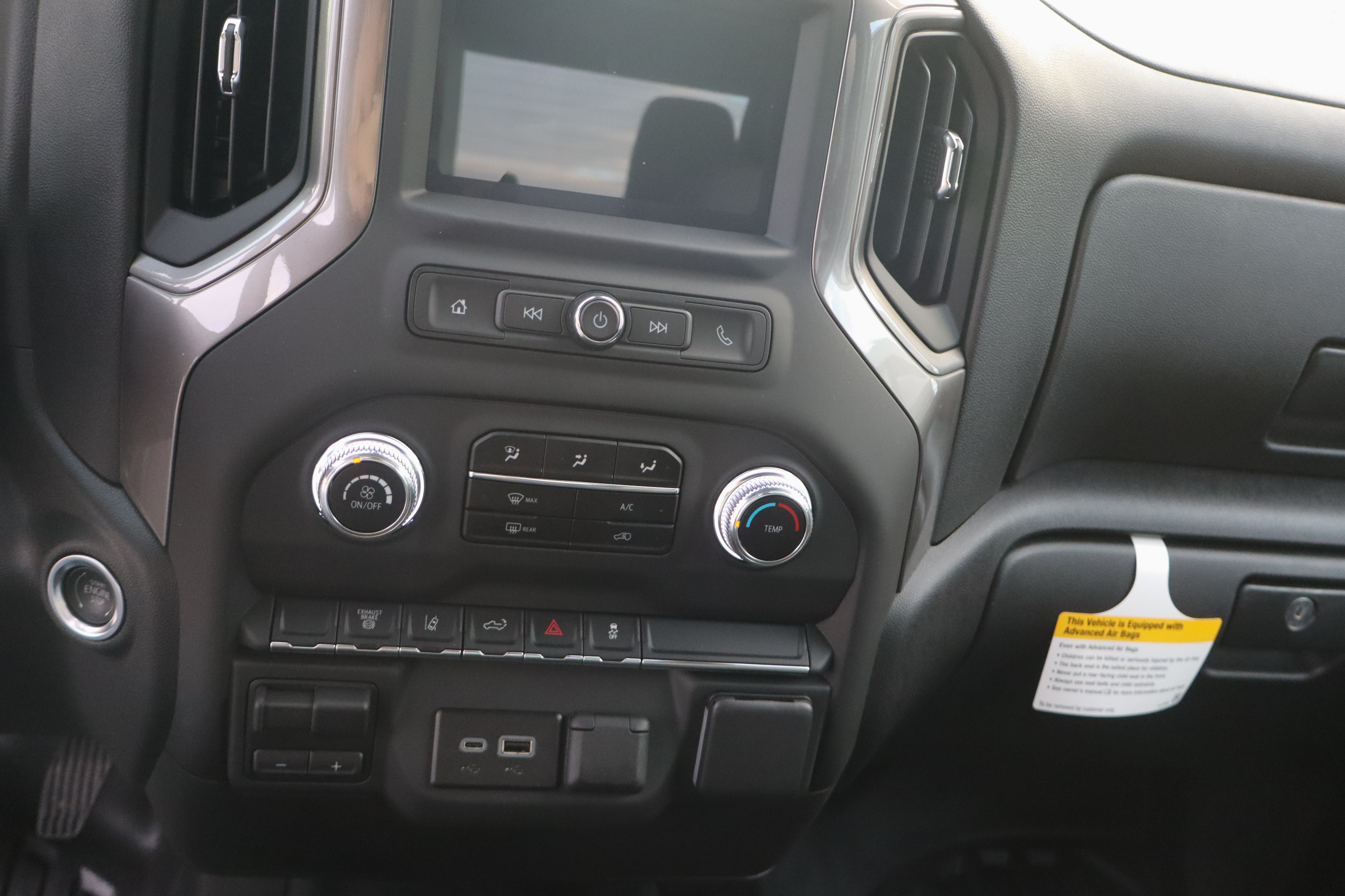 2025 GMC Sierra 3500 HD Pro