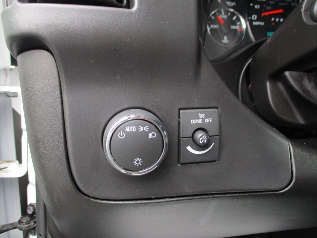 2025 GMC Savana Cargo Base