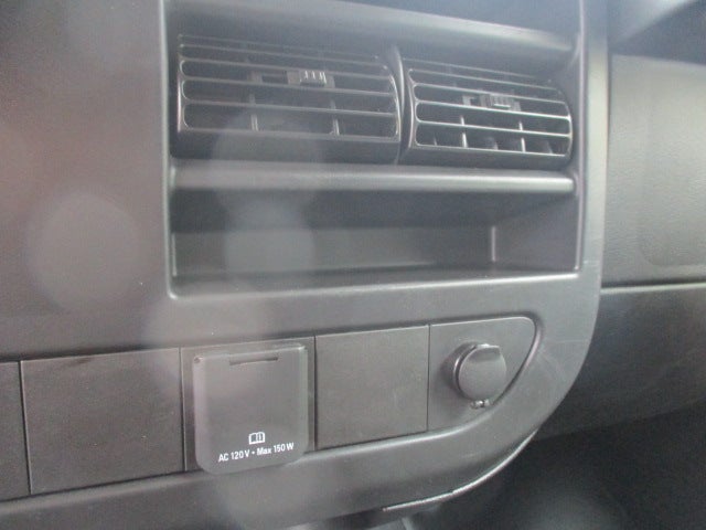 2025 GMC Savana Cargo Base