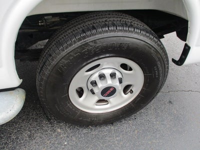 2025 GMC Savana Cargo Base