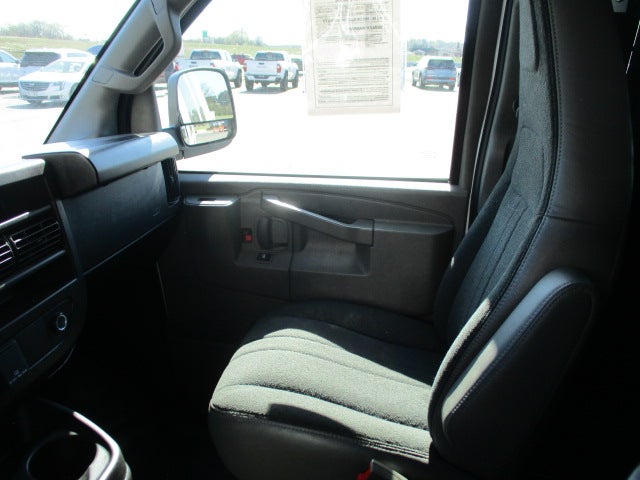 2024 GMC Savana Cargo 2500 Base