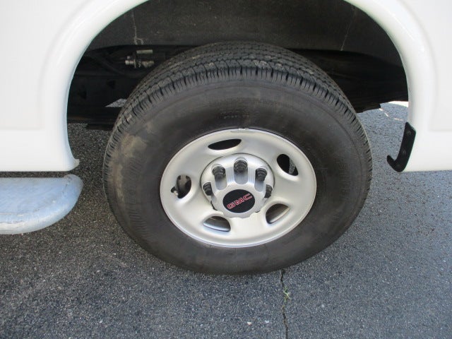 2024 GMC Savana Cargo 2500 Base