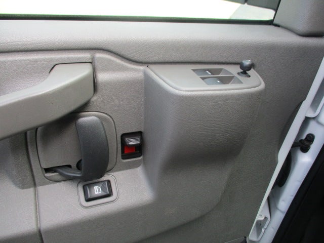 2024 GMC Savana Cargo 2500 Base