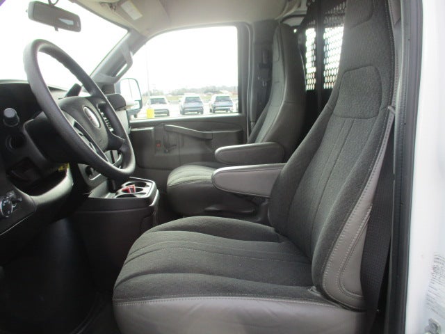 2024 GMC Savana Cargo 2500 Base