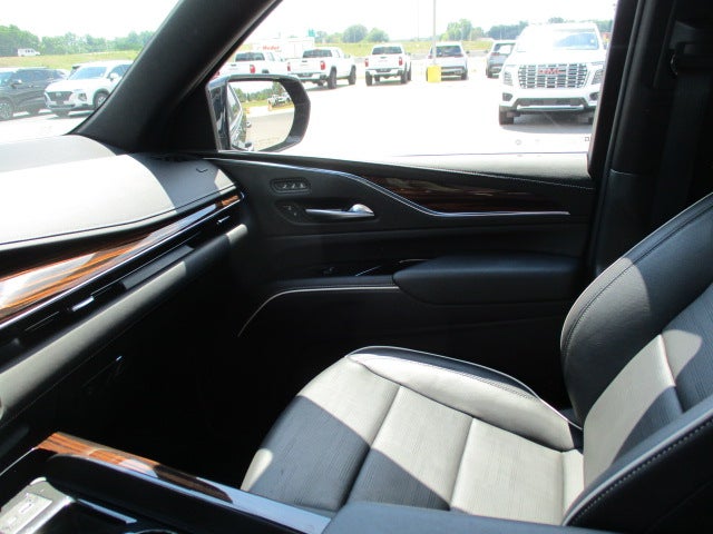 2023 Cadillac Escalade 4WD Premium Luxury