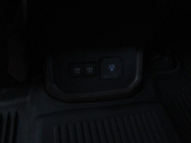 2020 Toyota Highlander Base